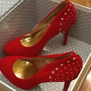 Story Red/Gold Studded High Heels, size 9